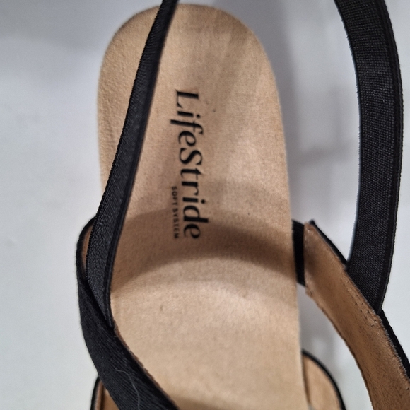Life Stride (NEW)  Danita Soft System Black Platform Wedge Comfort Sandal Sz.9.5 - Picture 2 of 11